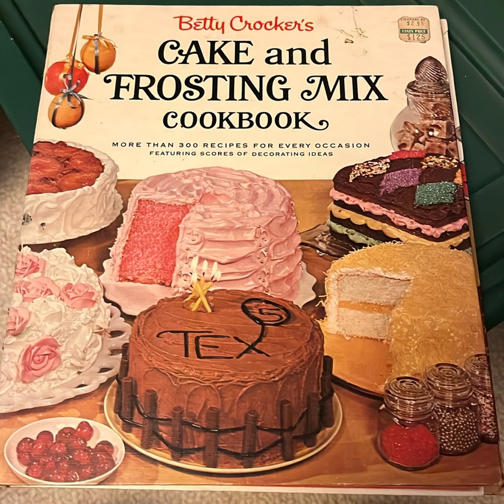 Vintage 1966 Betty Crocker Cake Cookbook